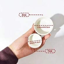 GDCZ 6 件白色陶瓷迷你酱料碟，圆形调味碗，适用于盛放番茄酱、辣椒酱、黑胡椒酱等。适用于洗碗机和烤箱 - 白色 - 查看 4
