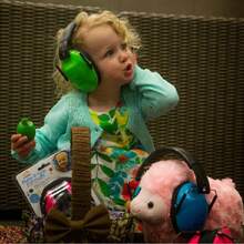 Walker's Diadema acolchada de perfil bajo para niños, ajustable, plegable, reducción de ruido, protección auditiva,40968378 - Verde Oscuro - Ver 2