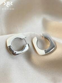 1 Pair Minimalist Chic Sophisticated Geometric Design Unique Everyday Casual Wear Suitable For Gatherings, Parties Copper Hoop Earrings For Women - White - View 1