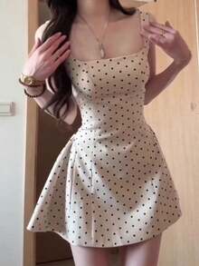 Ropa de playa estilo Francia con escote cuadrado, tonos suaves y un diseño moderno en blanco para un look pura y seductora vestidos elegantes para dama - Blanco - Ver 2