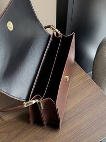 Women's Everyday Fashionable Crocodile Embossed Flap Shoulder Bag - Brown - View 9