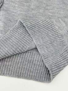 Minimalana 大码简约休闲新款圆领无袖纯灰色针织上衣，配中式青蛙扣，适合女性穿着，春夏无袖开衫毛衣，适合户外摄影、旅行和休闲穿着。 - 灰色 - 查看 11