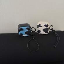 Cow Pattern Black Leopard Print Protective Case Compatible With Apple Pro 3, Suitable Compatible With Airpods Pro 3rd/4th Generation Noise Cancelling Version, 1st/2nd Generation - White - View 2
