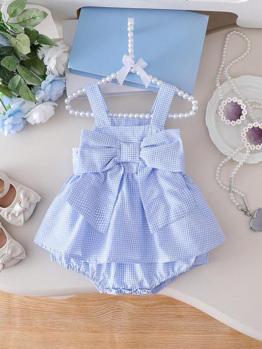 Baby Mädchen süßer karierter ärmelloser Romper mit 3D Schleifen Dekor und Knopfdesign, geeignet für tägliche Ausflüge, Frühling/Sommer