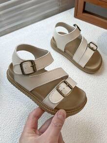 1 đôi dép xăng đan đế bằng có khóa kim loại điều chỉnh được dành cho trẻ em, mẫu mới mùa hè 2026, chống trượt, bền, kiểu dáng giản dị và đa năng, hở mũi, hoàn hảo cho những chuyến đi biển hàng ngày vào mùa hè. - Màu be - Xem 4