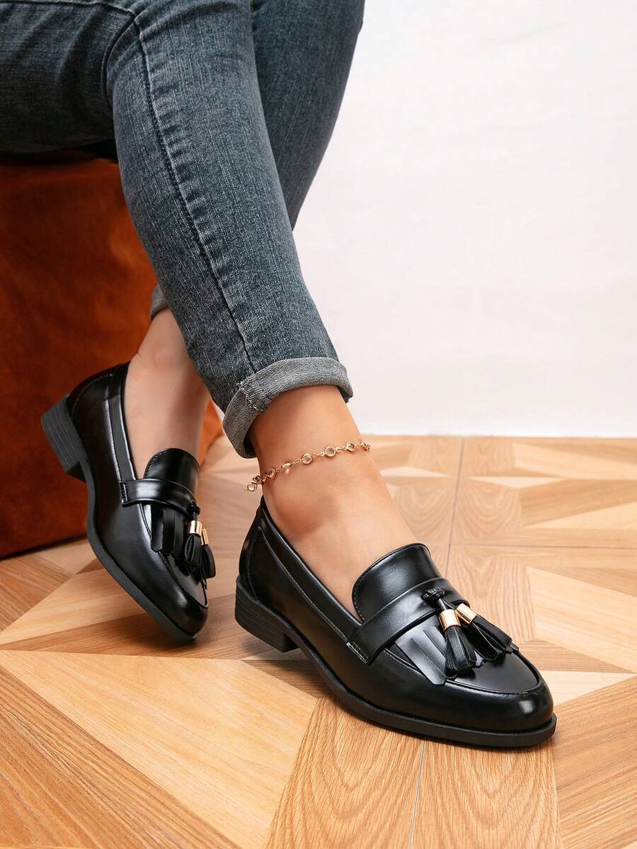 女士乐福鞋，圆头流苏平底乐福鞋，户外复古一脚蹬鞋，女鞋，休闲鞋 - 黑色 - 查看 1