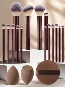 18PCS Makeup Tools Set Including:15PCS Makeup Brush Set+2PCS Makeup Sponges+1pc Circular Powder Puffs - Multicolor - View 12
