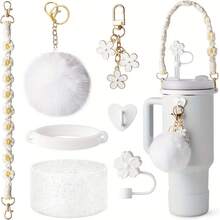 7件套粉色杯子配件，包括：水瓶提手带、硅胶杯套（适用于30盎司和40盎司的杯子）、硅胶吸管套、钥匙扣挂件，是送给女孩、女士和妈妈的最佳礼物。