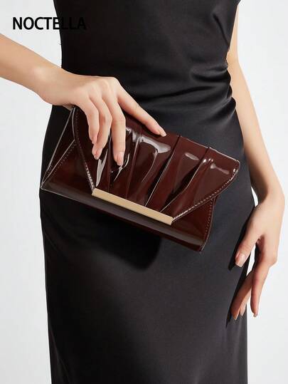 Noctella Vintage And Textured Brown Glossy PU Clutch With Accordion Pleats And Metal Bar Detail – This Sleek Piece Features A Shiny Glossy PU Finish, Chic Accordion Pleats, And A Refined Gold-Tone Metal Bar, Perfect For Evening Dinners And Glamorous Parties, Adding A Sophisticated Touch To Your Outfits It Is The Best Gift For Women