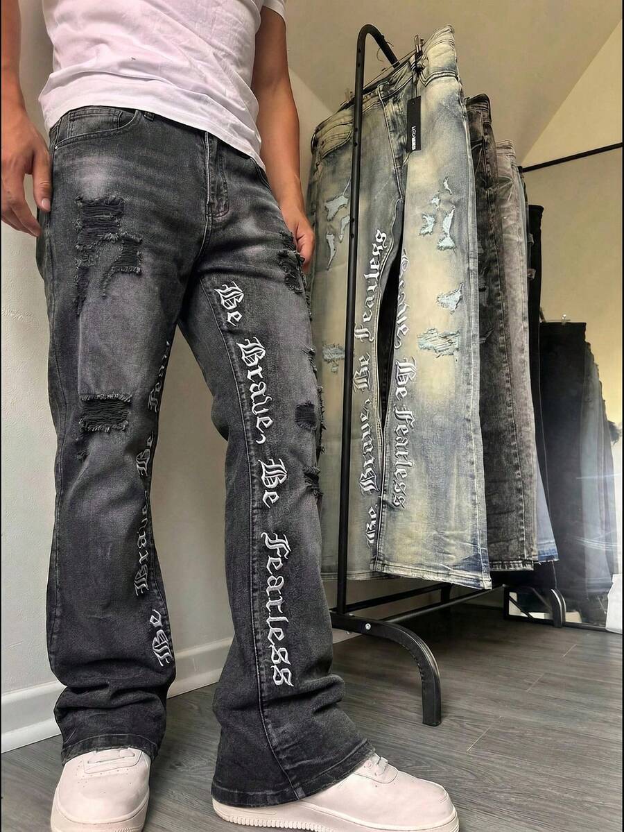 Jeans acampanados bordados, jeans de mezclilla para hombres con letras bordadas, jeans ajustados con pierna acampanada, jeans acampanados desgastados con parches, jeans apilados lavados de Y2K, jeans remendados con lavado en contraste, aptos para todas las estaciones