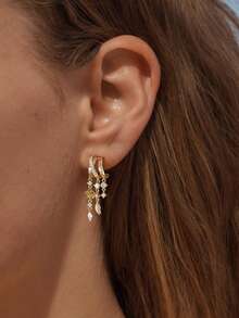 Bông tai dáng dài cho nữ, bông tai đinh tán ba chấu mạ vàng 14k, bông tai dây xích dễ thương, bông tai thả nhỏ nhắn cho nữ, trang sức mạ vàng, trang sức mùa hè, bông tai hình hoa. - Kiểu 11 - Xem 2