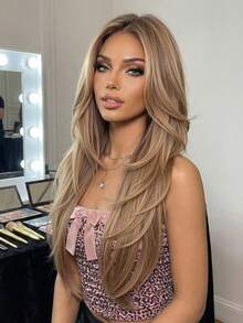 26英寸长蓬松卷曲合成假发，带刘海，耐热，自然中分，适合角色扮演、派对、婚礼、万圣节和日常佩戴