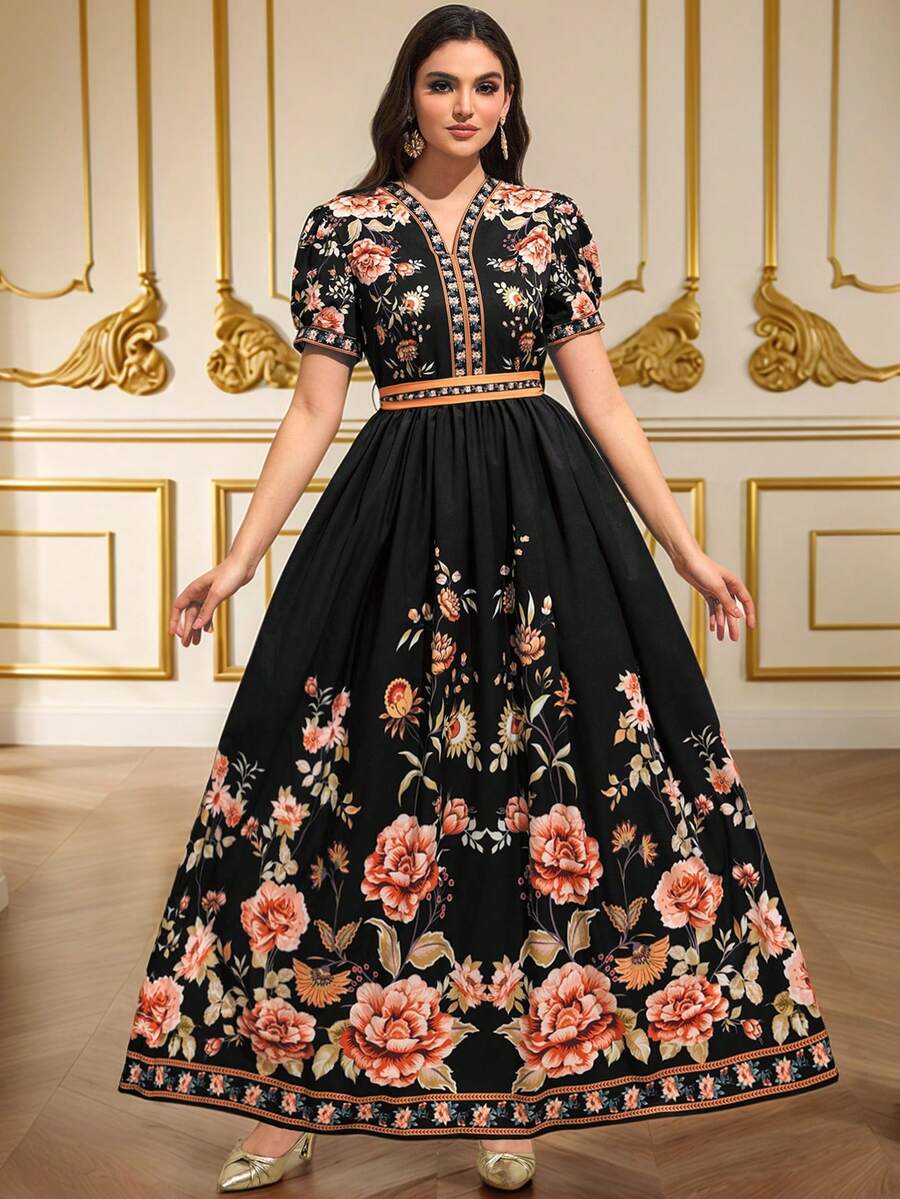 斋月庆典复古印花V领长款连衣裙，系带腰身设计，适合斋月节日穿着 - 黑色 - 查看 1