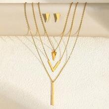 Set Of 2: Sophisticated Three-Layer Necklace With Geometric Pendant + Stylish Triangular Earrings. - 金色 - 查看 4