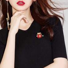1 pièce – Broche porte-bonheur rouge du Nouvel An, 2,6 x 2,8 cm - Rouge - Voir 2