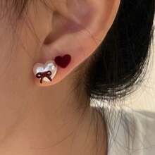 秋冬季植绒蝴蝶结心形耳钉套装，蓬松红色耳环，新年饰品 - 紅色 - 查看 5