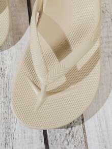 女士纯色简约人字拖，柔软舒适，适合户外、室内、度假、海滩、浴室、泳池等各种场合，四季皆宜 - 卡其色 - 查看 6