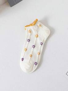 5 Pairs Women's White Socks, Lightweight Spring/Summer, Textured Floral, Letter, Heart Prints, Cute & Elegant, Soft & Breathable Casual Ankle Socks - White - View 10