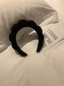 1 Piece Black Twisted Sponge Terry Cloth Headband, Volumizing High Crown Effect Hair Band For Skincare, Makeup And Home Spa, Soft & Adjustable For Women And Girls - Black - View 10