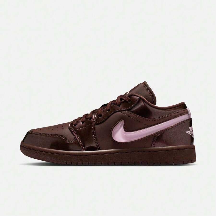 Women's WMNS AIR JORDAN 1 LOW SE Basketball Shoes, Low-Top, IQ9787-262 - Brown - View 1