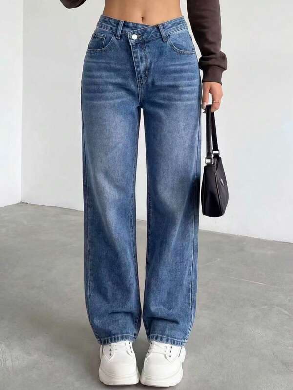 Jeans casuales de mujer con decoración de cinturón asimétrico lavado y bolsillos laterales, estilo Y2K