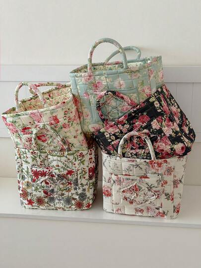 Giỏ đựng đồ giặt bằng vải hoa hồng mềm mại, bông xốp, kiểu dáng mộc mạc, thích hợp cho mọi mùa.