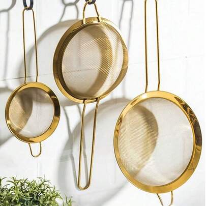 3pcs/Set Household Kitchen Milk Tea, Honey, Soy Milk Ultra-Fine Sugar Sifter Handheld Flour Sieve, Kitchen Strainer Set With Fine Mesh, Essential Kitchen Tools And Accessories, Kitchen Gadgets Gift For Home Chefs, Space-Saving Kitchen Organizer, Christmas Kitchen Gift Idea