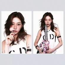 Årstidshälsningar 2026 Kalenderinlägg, affischer, klistermärken för rumsdekoration, samlarföremål från fläktar, Sakura, Kim Chea Won, Huh Yunjin, Kazuha, Hong Eunchae. - Multifärgad - Visa 21