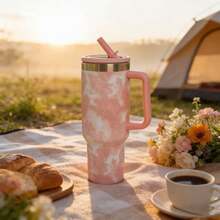Large 1200ml Capacity, Ideal For Those Who Drink A Lot Of Water. Stainless Steel Material, Keeps The Temperature For Longer. With Straw And Lid, Practical For Drinking Without Spilling. Side Handle, Easy To Carry. Gradient Design In Pastel Colors, Modern And Stylish. Perfect For Work, Gym, Travel And Car. - 西瓜粉 - 查看 3