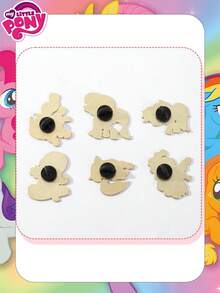 MY LITTLE PONY 1/6 件装全新小马宝莉卡通人物合金吊坠胸针，可爱小马包括萍琪派、云宝黛西、暮光闪闪、柔柔、瑞瑞，可作服装、书包配饰，珐琅徽章，是闺蜜聚会的完美装饰，也是经济实惠的日常艺术装饰品。 - A - 查看 11