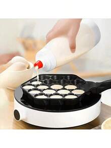 1pc 1000ml/33.8oz Pancake Batter Dispenser And Mixer, Manual Shake Mixing Bottle - Perfect For Cupcakes, Waffles, Cakes And Baked Goods - Easy Squeeze Design, Precise Measuring And Smooth Blending. - Multicolor - View 4