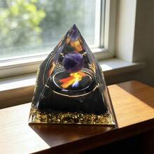 1 Peça Bola de Cristal do Anjo Jesus Pirâmide de Orgônio de Resina, Feita de Contas de Ametista Natural e Cristais de Obsidiana Preta, Usada para Aliviar o Estresse, Melhorar os Canais de Energia, Promover a Condução de Energia e Auxiliar a Meditação Curativa, Atrai Sorte e Sucesso - Um Presente Ideal para Decoração de Carro e Casa. - Preto 1 peça - Visão 4