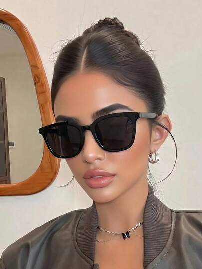 Women Men Black Retro Rectangle Sunglasses, Classic Plastic Frame Fashion Glasses, Summer Holiday Essential Vintage Shades For Beach Travel Driving Daily Wear