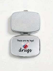 Caixa de Armazenamento Portátil com Dois Compartimentos em Formato de Letra de Pílula Fofa, Caixa de Metal Mini Fofa, Caixa de Jóias e Pílulas Portátil, Presente Criativo Personalizado com Logo de Desenho Animado, Adequado para Viagens, Atividades ao Ar Livre, Bolsas, Bolsos, Usado para Presentes de Casamento, Decoração de Presentes e Recepção, Caixa de Armazenamento de Viagem Decorativa com Design Exclusivo, Bolsa Essencial de Viagem - Multicolorido - Visão 3