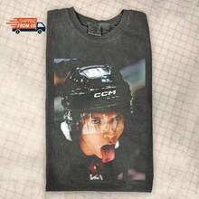 Hudson Williams Hockey Comfort Color Shirt, Heated Rivalry Inspired T-Shirt, Ilya Rozanov Shane Holl - màu đen - Xem 1