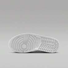 Jordan Court Connect Low (GS) 休闲运动鞋，IQ6016-100 - 白色 - 查看 3