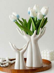 1个艺术造型女性人偶花瓶，简约时尚，双手捧脸，造型独特迷人。适合插鲜花或仿真花，也可用于收纳化妆品。是全年装饰客厅和卧室的理想之选，也是家居装饰的必备单品。（请注意产品尺寸） - 彩色 - 查看 9