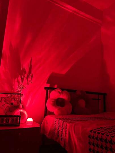 1pc Northern Lights Projection Lamp - USB Mood Light With Remote, 16 Color Gradual Glow Dim Cube Ambient Light Galaxy Projector, Bedside Lamp, Dimmable Color Changing, Suitable For Bedroom, Living Room Decor