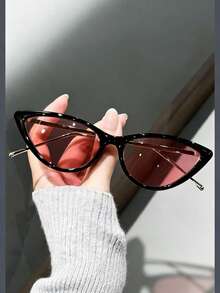 1副复古猫眼小框眼镜，时尚男女通用眼镜，适合休闲、时尚、派对等场合 - 彩色 - 查看 9