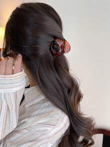 4pcs/Set Women's Coffee Color Solid Pumpkin Shaped Plastic Hair Clips, Fashion Versatile, Elegant Minimalist, Solid Marble Texture Hair Claws, Suitable For Daily, Casual, Party, Beach, Vacation, Hairstyling, Face/Hair Washing, Makeup, Outfit Accessories, Autumn Fashion Hair Clips, Autumn Hair Accessories, Winter Hair Clips, Summer Hair Clips - Multicolor - View 4