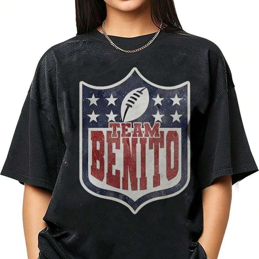 Benito Bowl Shirt Benito Bunny Football T-Shirt Bad Benito Sweatshirt Puerto Rico Flag 2026 Halftime Show Hoodie - màu đen - Xem 1