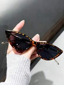 1副复古猫眼小框眼镜，时尚男女通用眼镜，适合休闲、时尚、派对等场合 - 彩色 - 查看 11