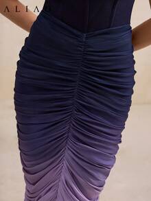 Elegant Blue And Pink Ombre Dress, Suitable For Parties, Casual Dates, And Wedding Season - Multicolor - View 3