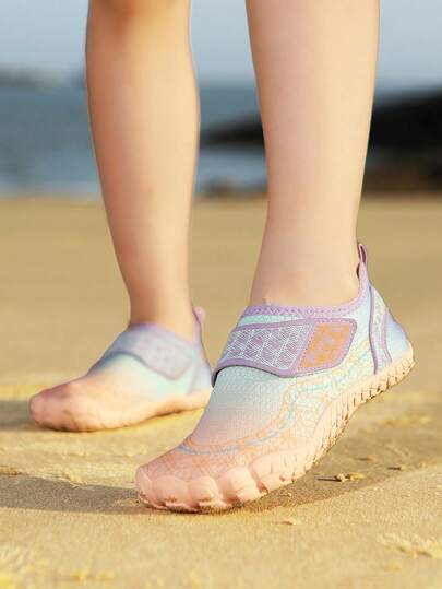 1 Pair Kids Breathable Mesh Upper Rubber Sole Hook And Loop Closure Water Shoes & Sandals, Suitable For Beach, Wading, Outdoor Activities, Swimming, Running, Campus