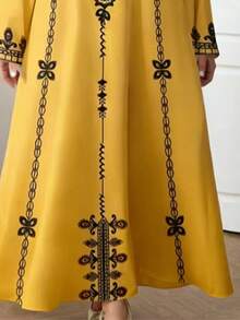 Plus Size V-Neck Printed Vintage Loose Plus Size Maxi Dress, Suitable For All Seasons Spring Elegant - Yellow - View 5