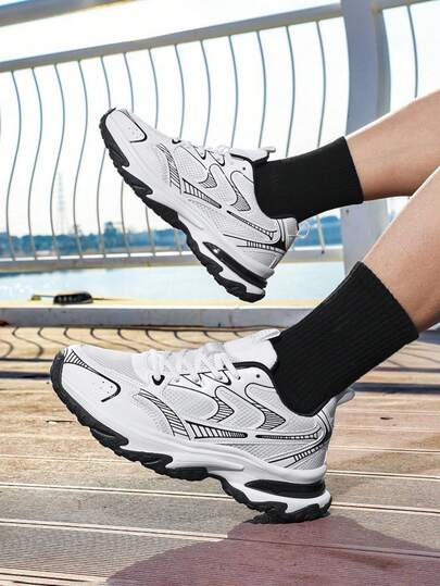 男士休闲运动鞋，大码低帮橡胶底网面运动鞋，复古厚底运动鞋，透气街头风时尚运动鞋