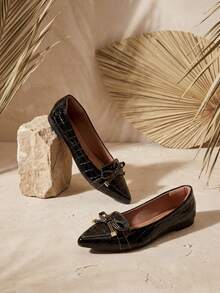 Women Flats - Black - View 1