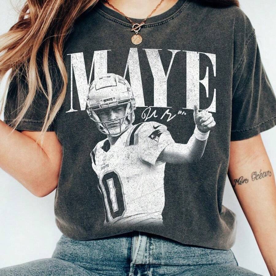 Comfort  Drake Maye Shirt, Gift For Women And Man Unisex Vintage T-Shirt  England Patriots - Black - View 1