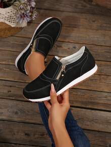 Baskets décontractées, chaussures légères et confortables antidérapantes pour femmes grandes tailles, chaussures de sport décontractées à fermeture éclair pour femmes, convenant pour les déplacements quotidiens - Noir - Voir 1