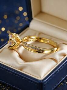 Nhẫn nữ mạ vàng đính đá Cubic Zirconia, thiết kế tối giản với đá tròn và viền đính đá nhỏ li ti, kiểu dáng thanh lịch đa năng phù hợp đeo hàng ngày hoặc trong những dịp thường nhật, món quà sinh nhật thời trang. - Vàng - Xem 3